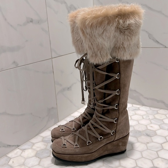 Stuart Weitzman Troll Brown Suede Fur Trim Platform Wedge Aprés Leather Boots - Picture 4 of 17